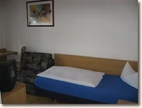 Frankischer Landgasthof Hotel Uettingen Стая снимка